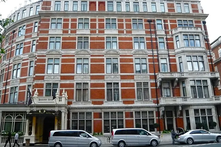 Connaught Bar