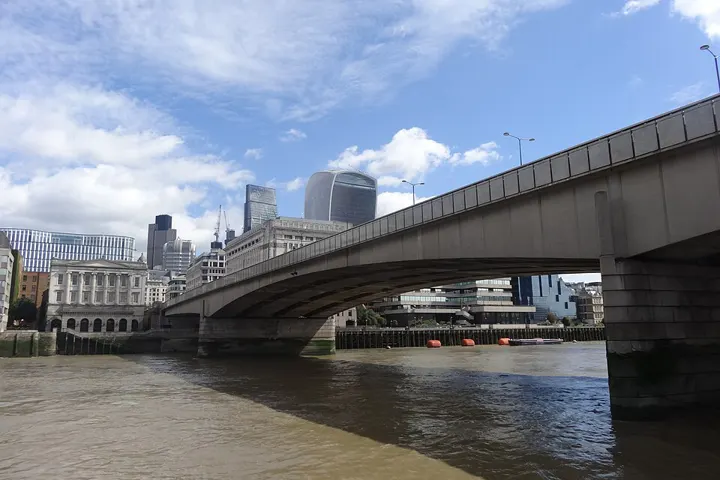 London Bridge