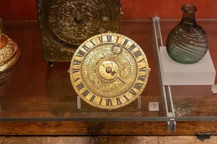 Victoria and Albert Museum