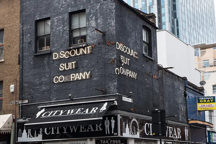 Discount Suit Company